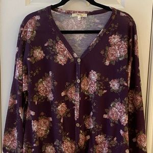 Cute button up/tie thermal top